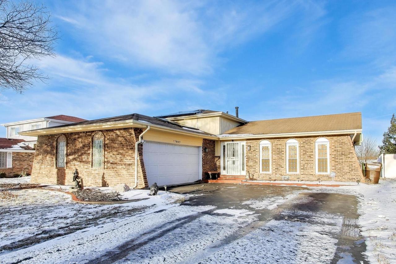 17807 Cypress Ave., Country Club Hills, IL 60478