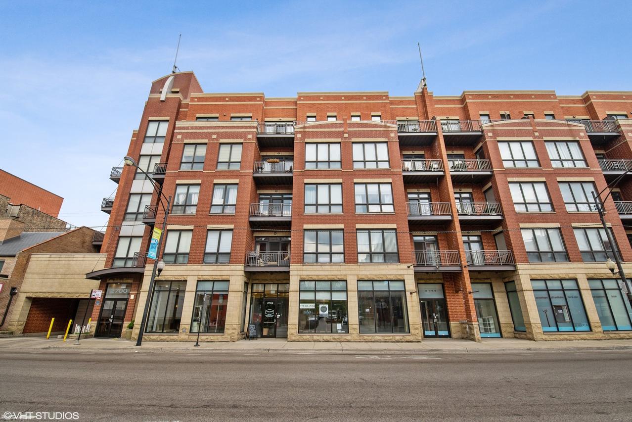 2700 N Halsted St. #203, Chicago, IL 60614