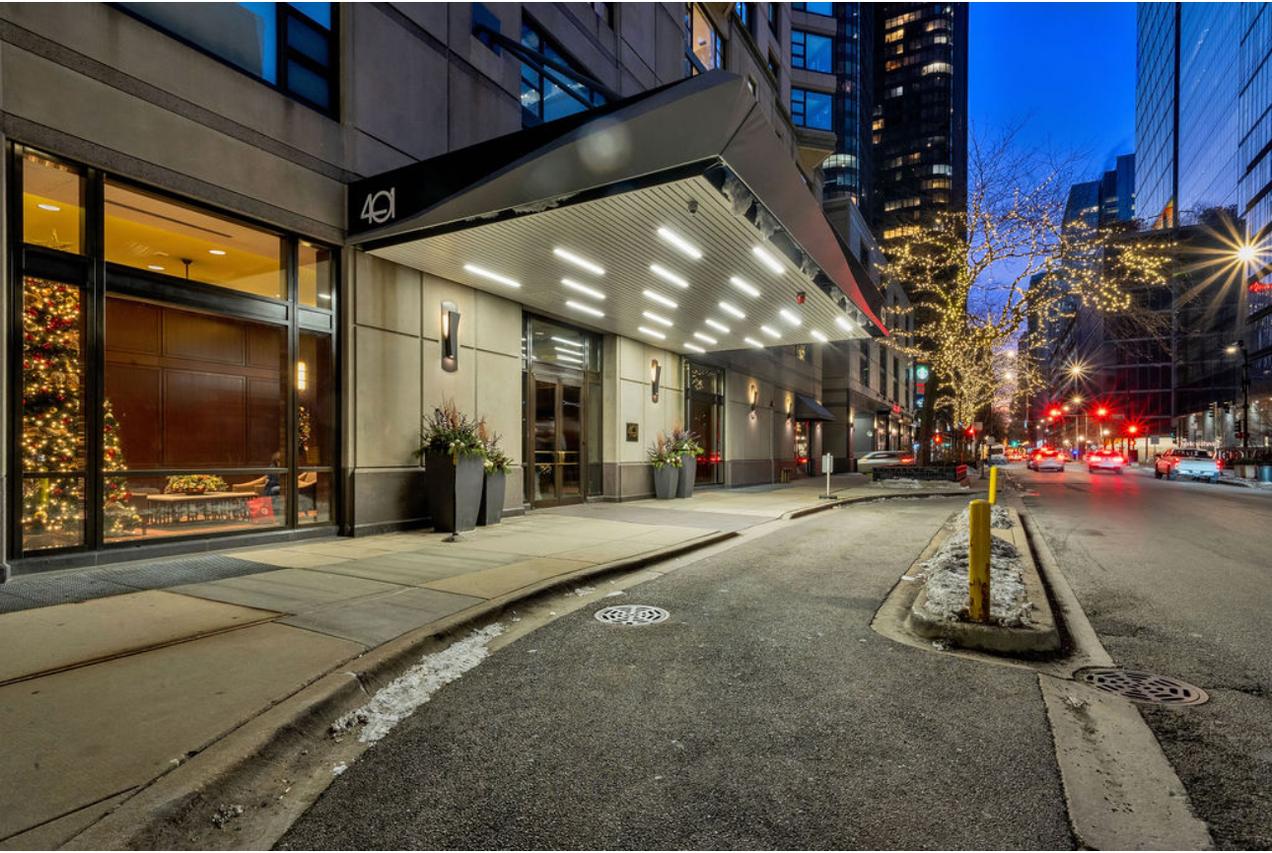 401 E Ontario St. #707, Chicago, IL 60611