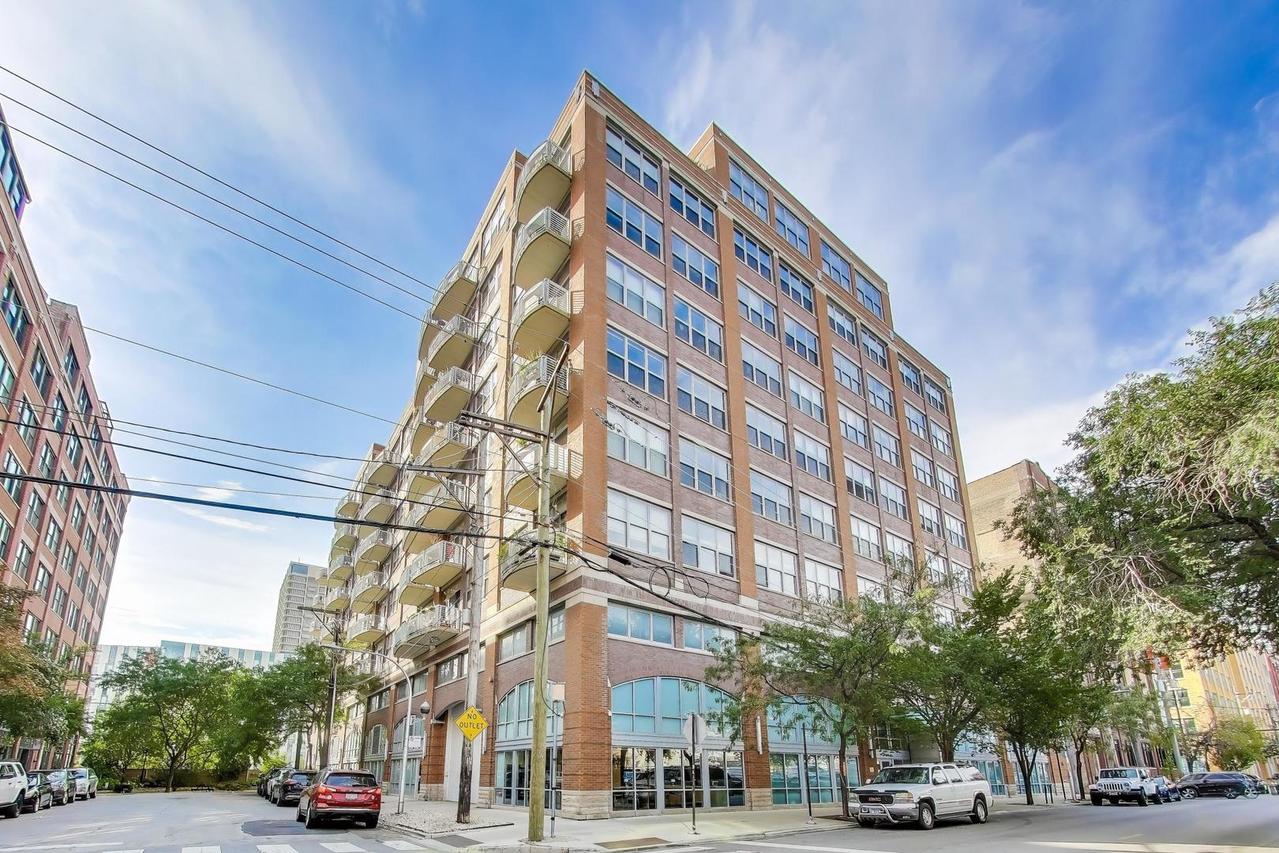 933 W Van Buren St. #425, Chicago, IL 60607