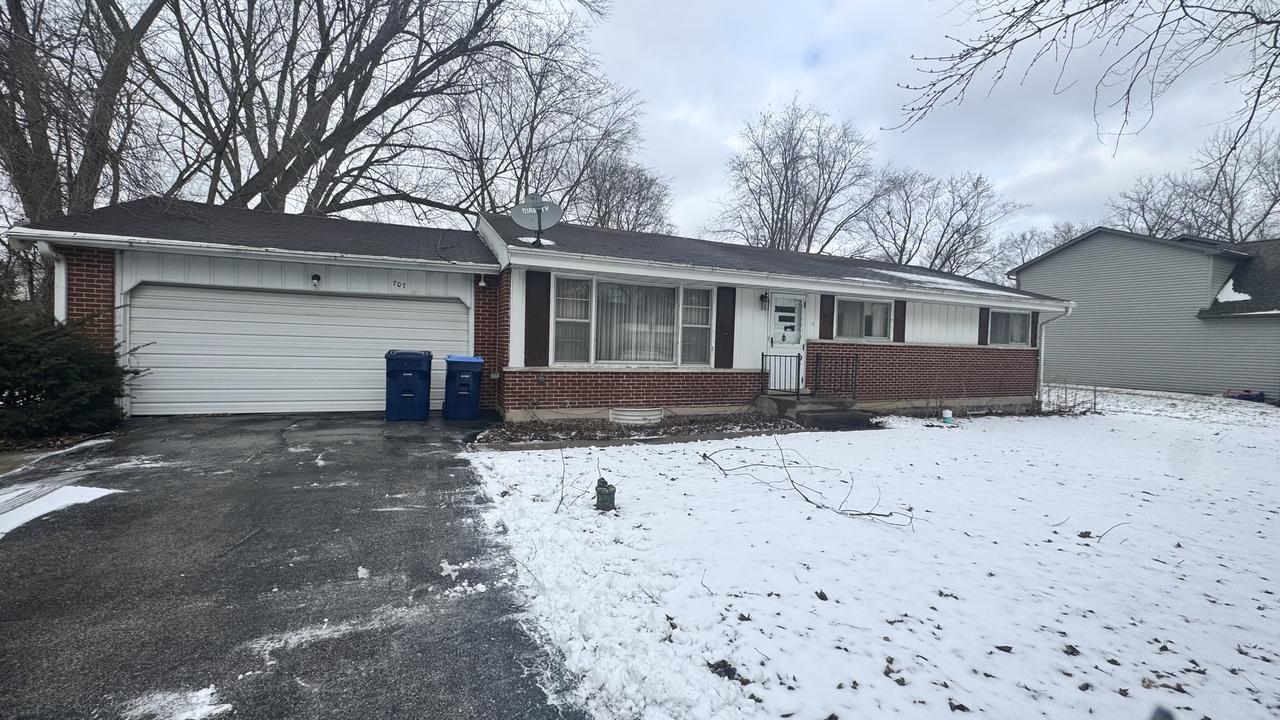 707 W North Ave., Lake Bluff, IL 60044