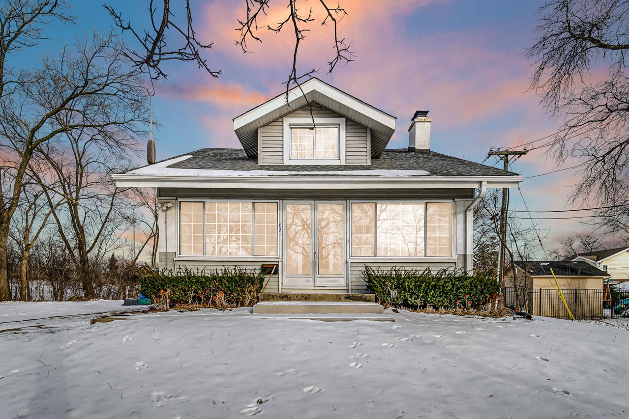 831 W North St., Hinsdale, IL 60521