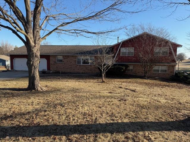 8 Pine Ridge Ln., Geneseo, IL 61254