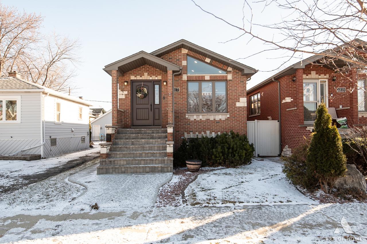 4817 S Luna Ave., Chicago, IL 60638