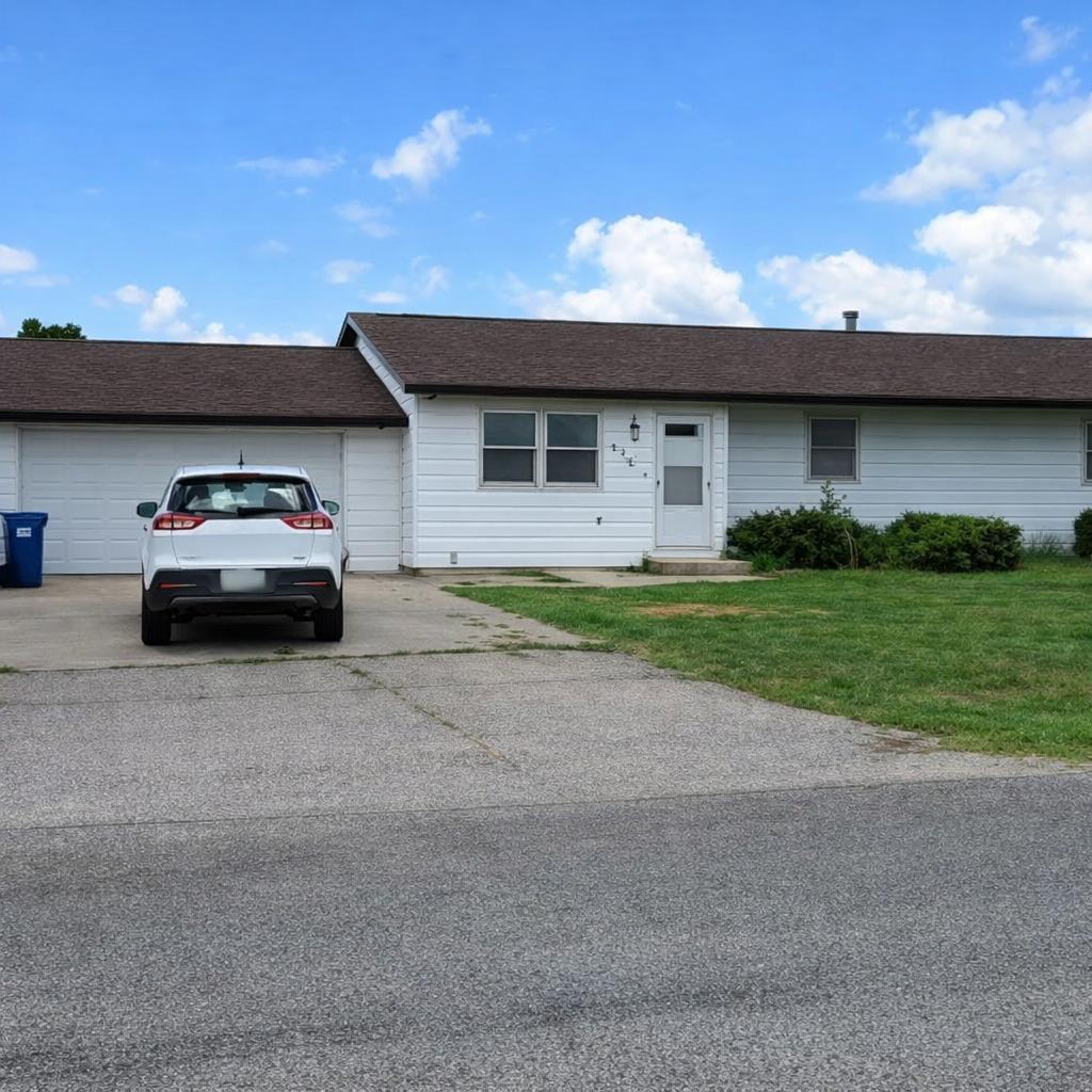 408 E Ririe Pl., Flanagan, IL 61740