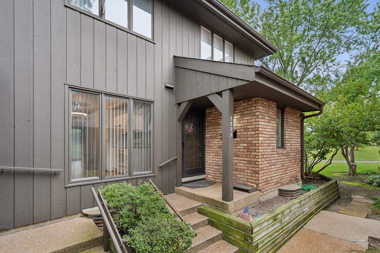 3899 Mission Hills Rd., Northbrook, IL 60062