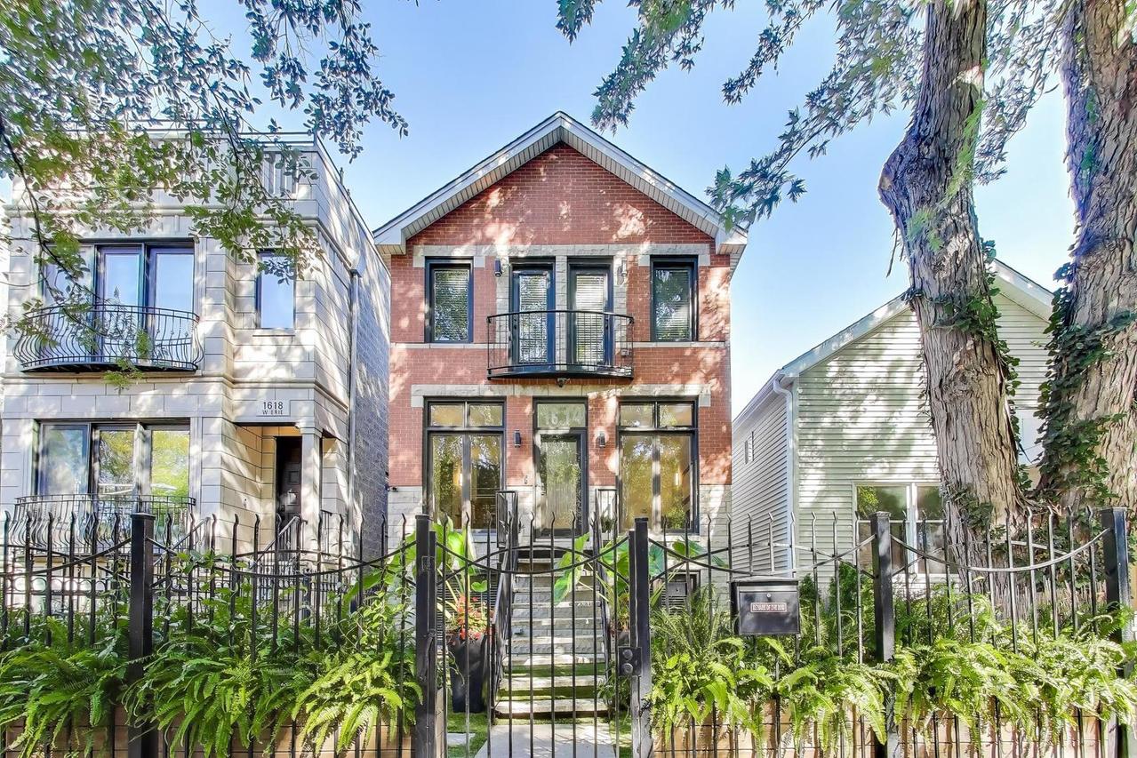 1614 W Erie St., Chicago, IL 60622