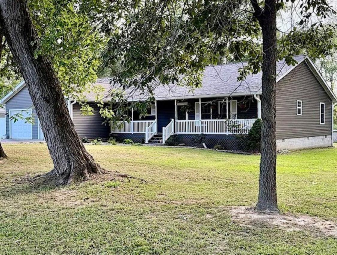 14041 N Link Ln., Mt Vernon, IL 62864