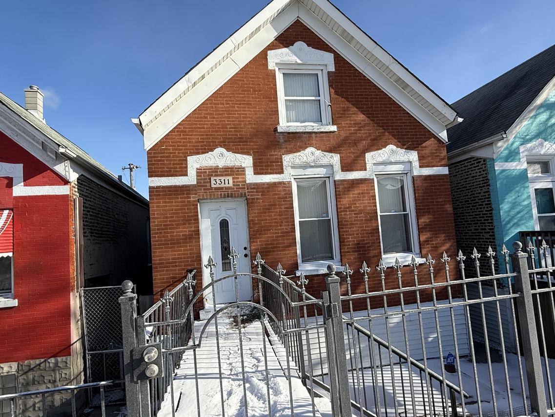 3311 S Damen Ave., Chicago, IL 60608
