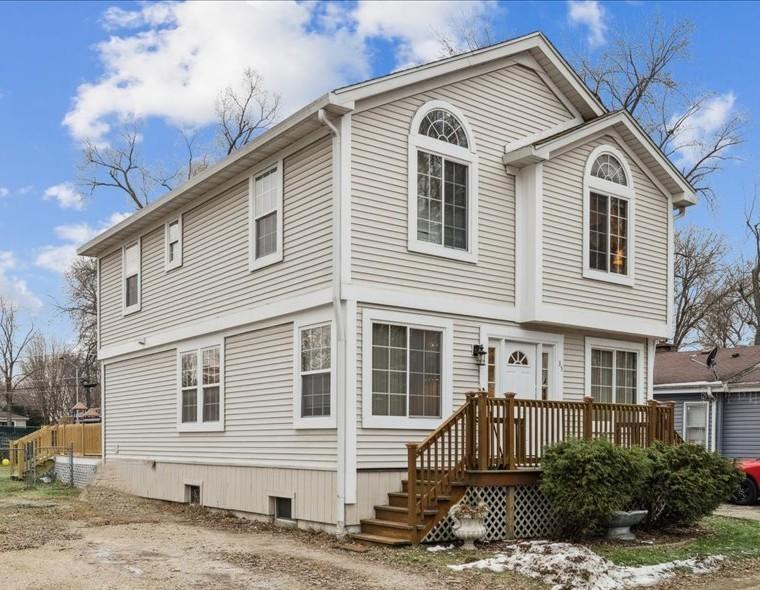 35 Tremont Rd., Fox Lake, IL 60020