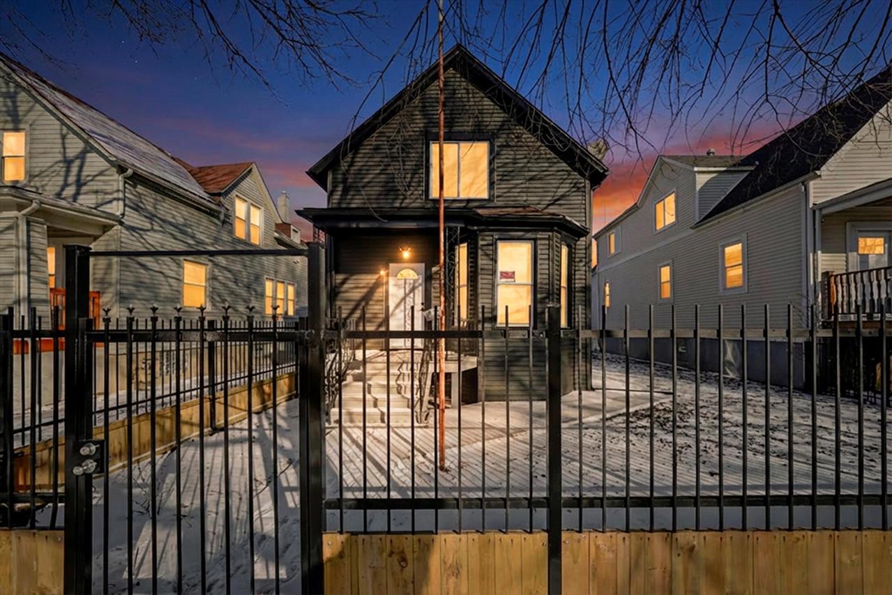 24 E 99th Pl., Chicago, IL 60628