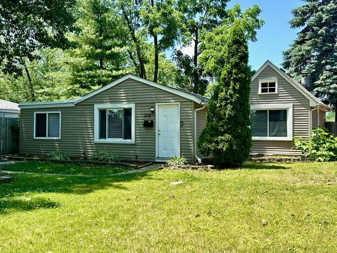 308 N Clifton Ave., Elgin, IL 60123