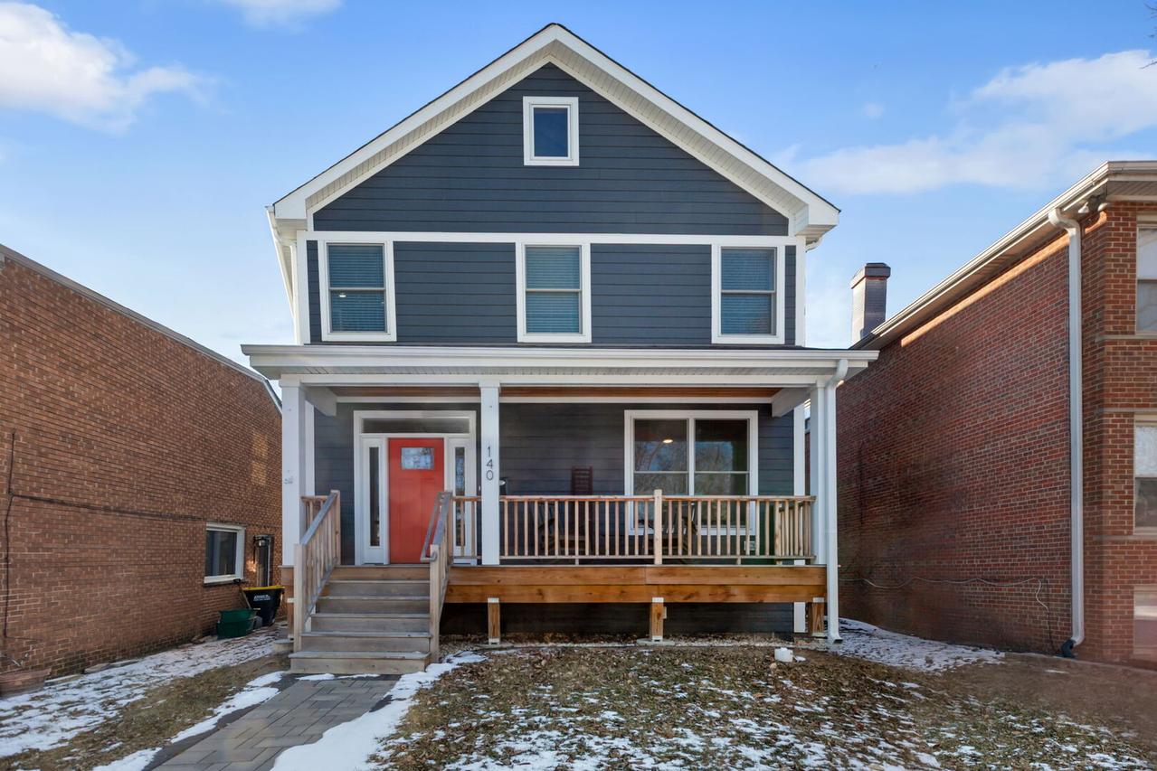 140 Sawyer Ave., La Grange, IL 60525