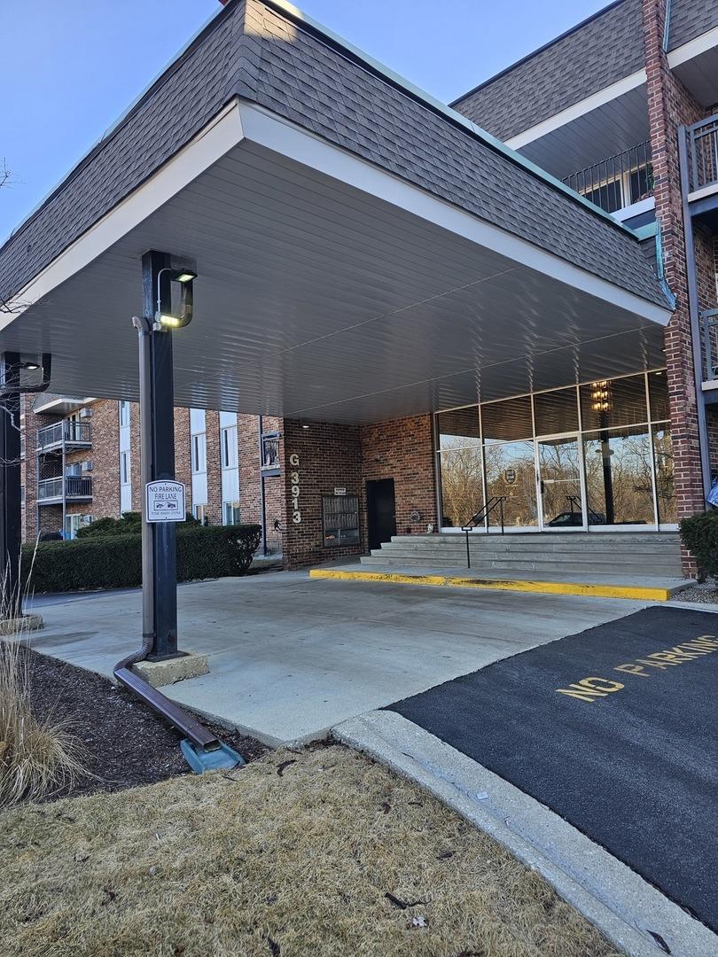 3913 Saratoga Ave. #G-105, Downers Grove, IL 60515