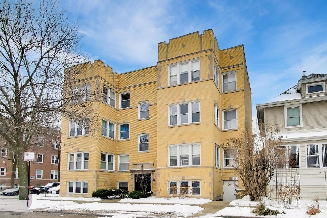 3103 W Wilson Ave. #1, Chicago, IL 60625