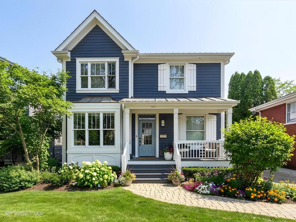 107 S Prospect Ave., Clarendon Hills, IL 60514