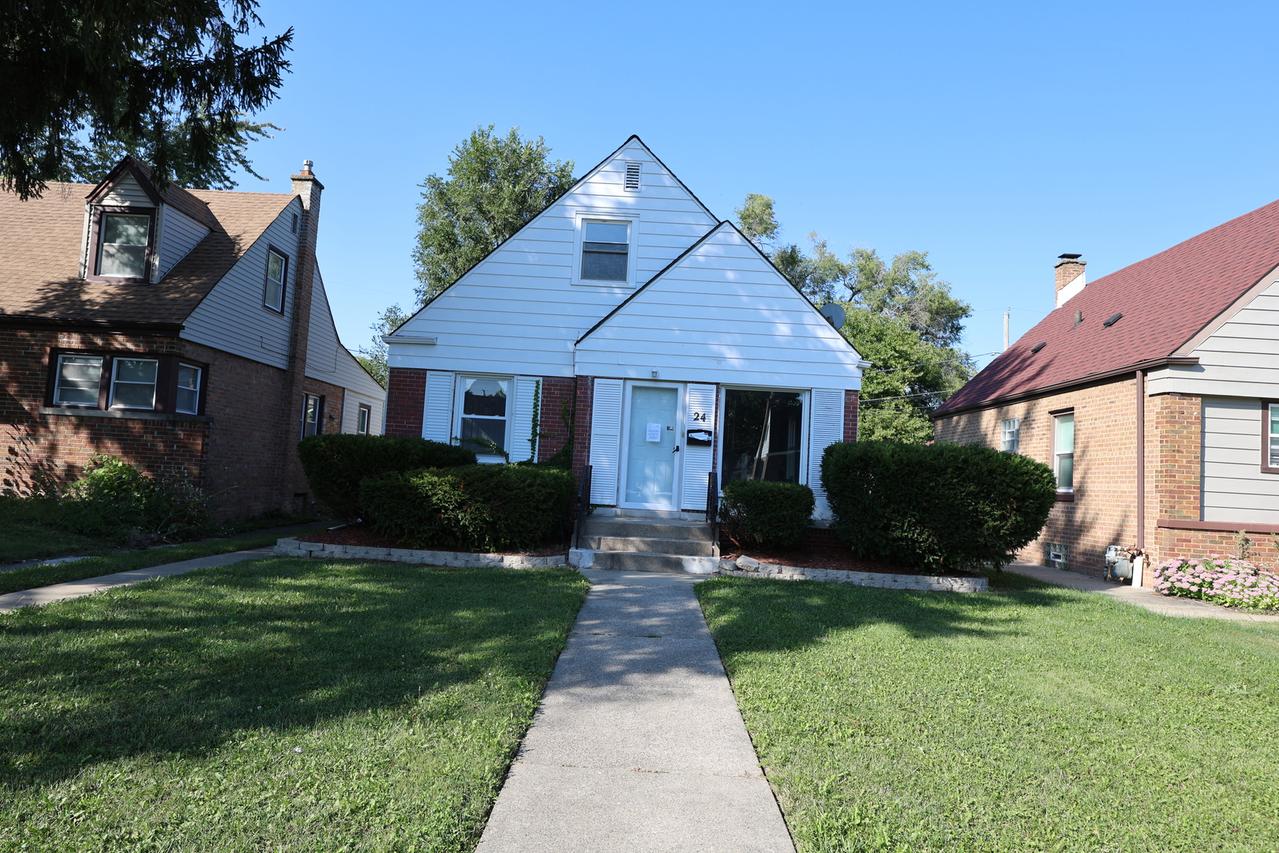 24 166th Pl., Calumet City, IL 60409