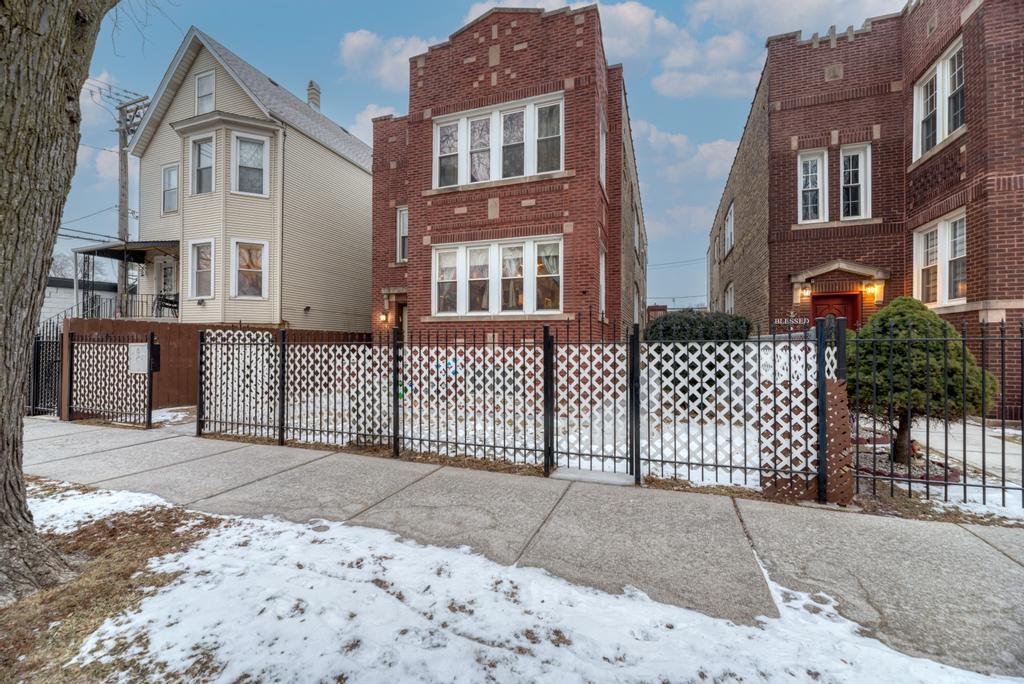 1941 N Harding Ave., Chicago, IL 60647