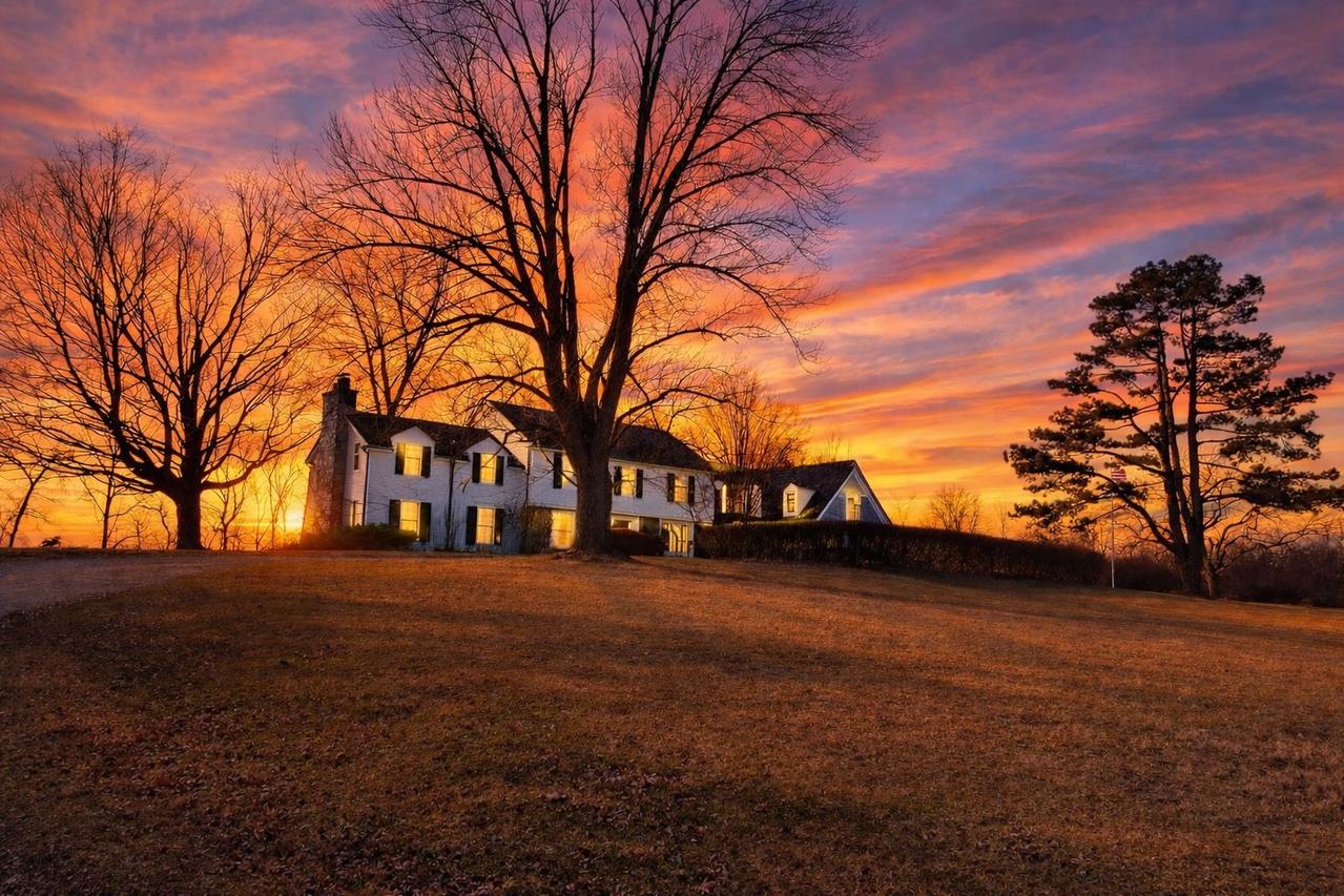 33W591 Hub Rd., Wayne, IL 60184