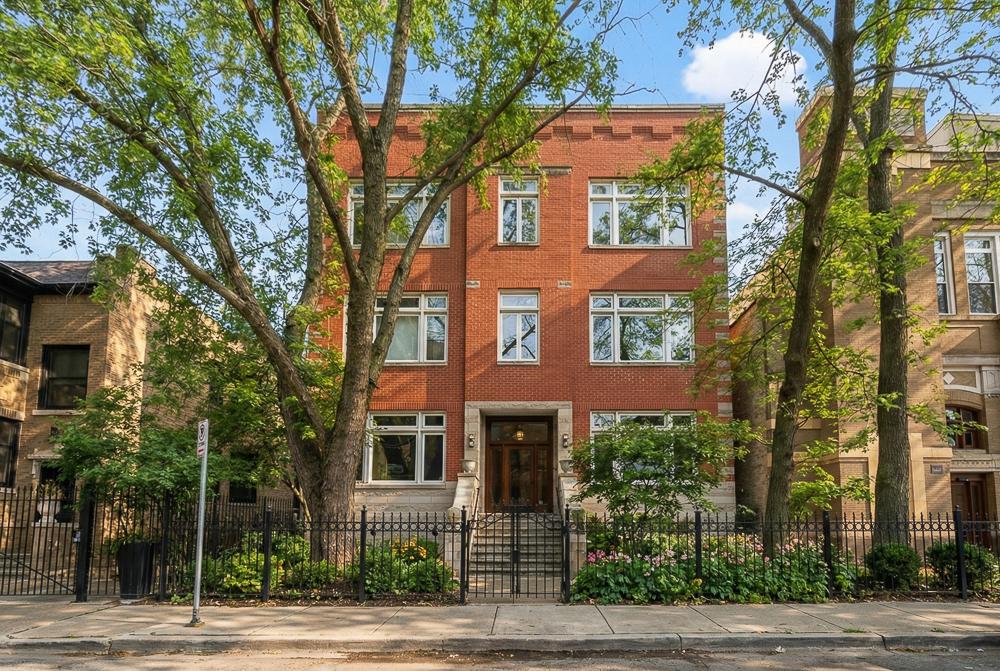 625 W Patterson Ave. #2W, Chicago, IL 60613