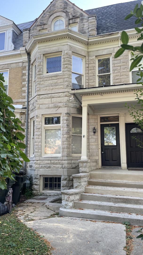 17 S Madison Ave., La Grange, IL 60525