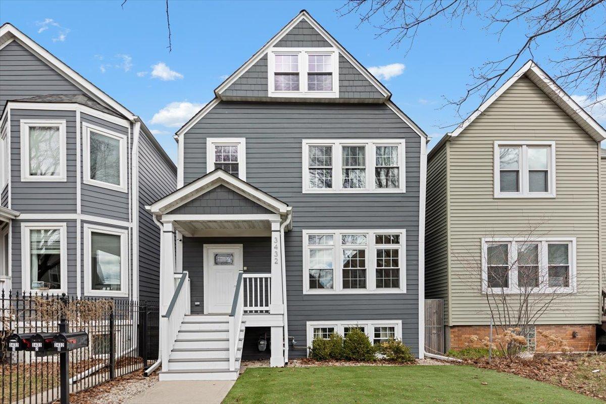 3432 W Melrose St., Chicago, IL 60618