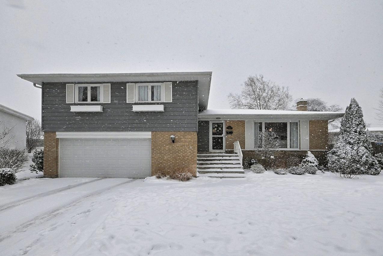 [Address Hidden by Seller], Elmhurst, IL 60126