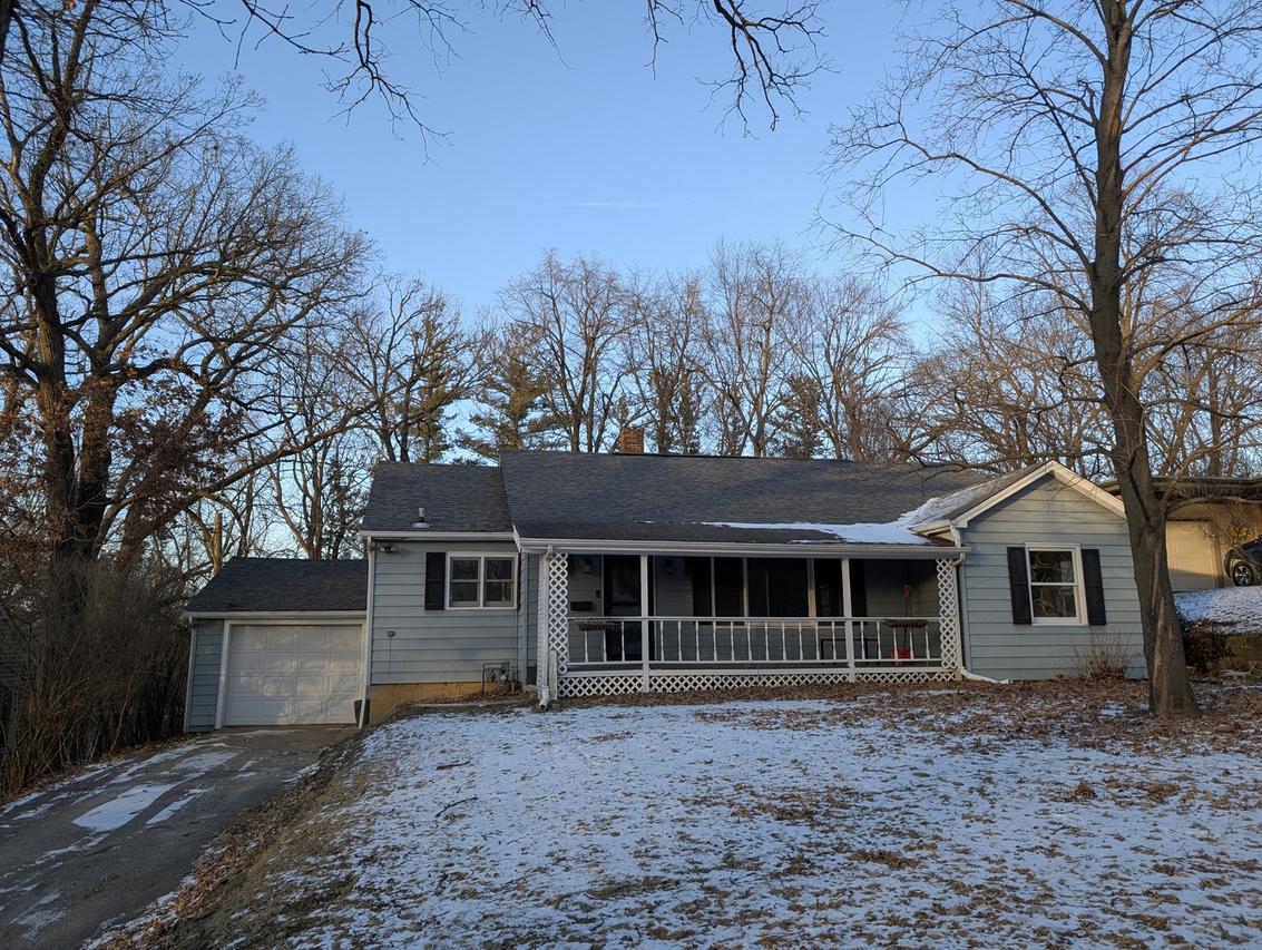 1013 Idlewild Dr., Dixon, IL 61021