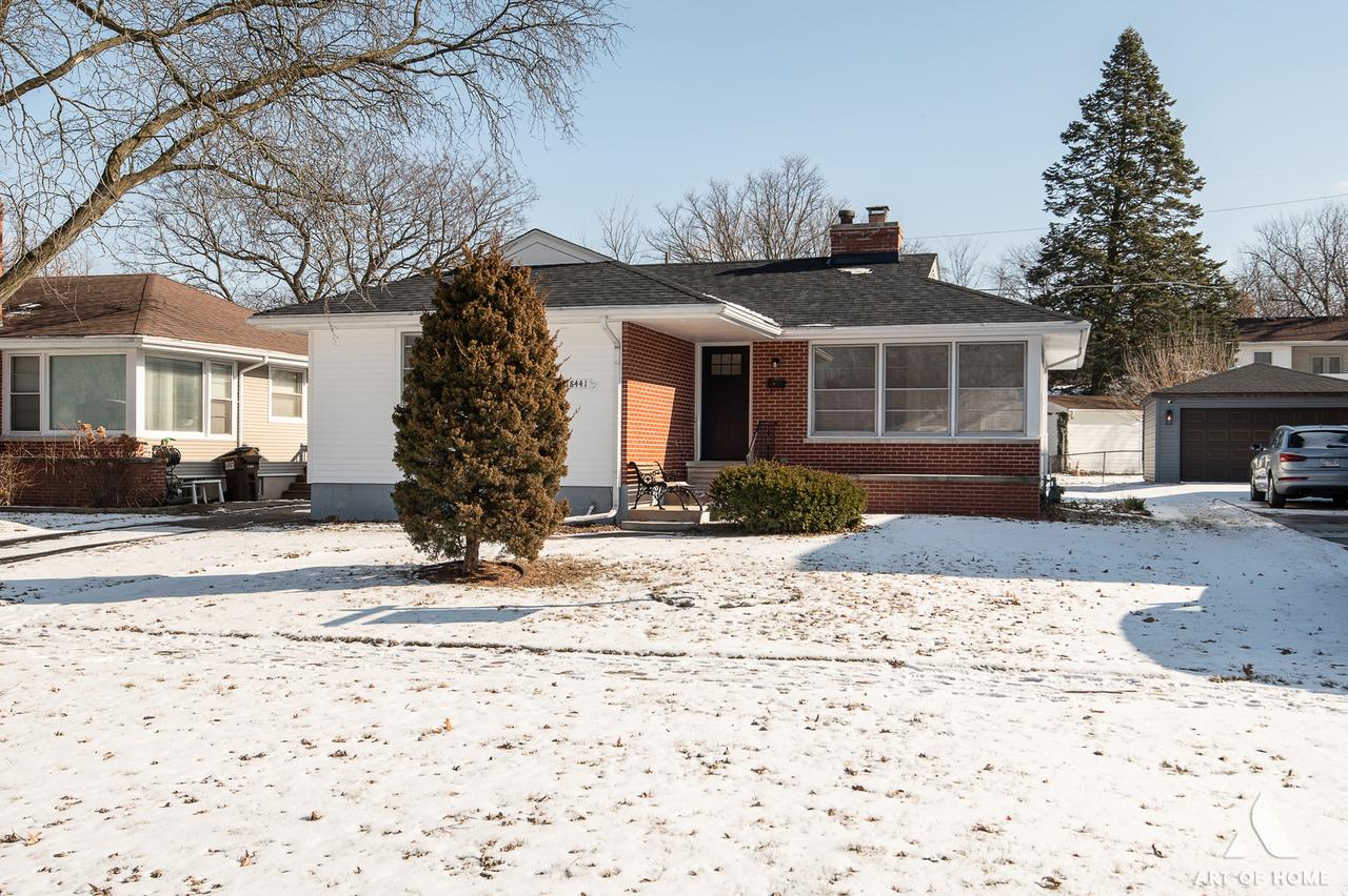 18441 Stewart Ave., Homewood, IL 60430