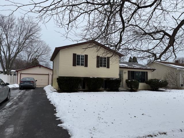 809 Thompson Ave., Winthrop Harbor, IL 60096