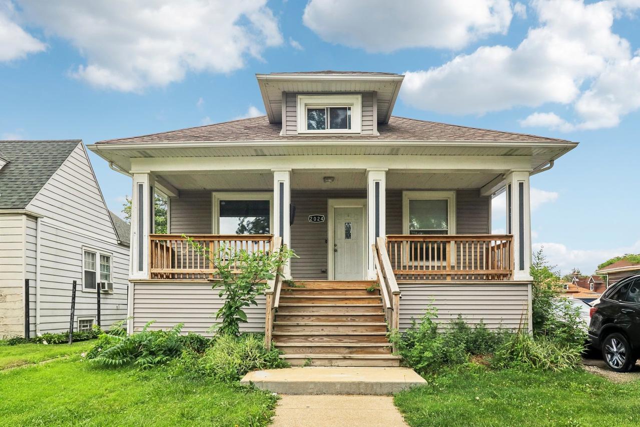 2024 S 6th Ave., Maywood, IL 60153