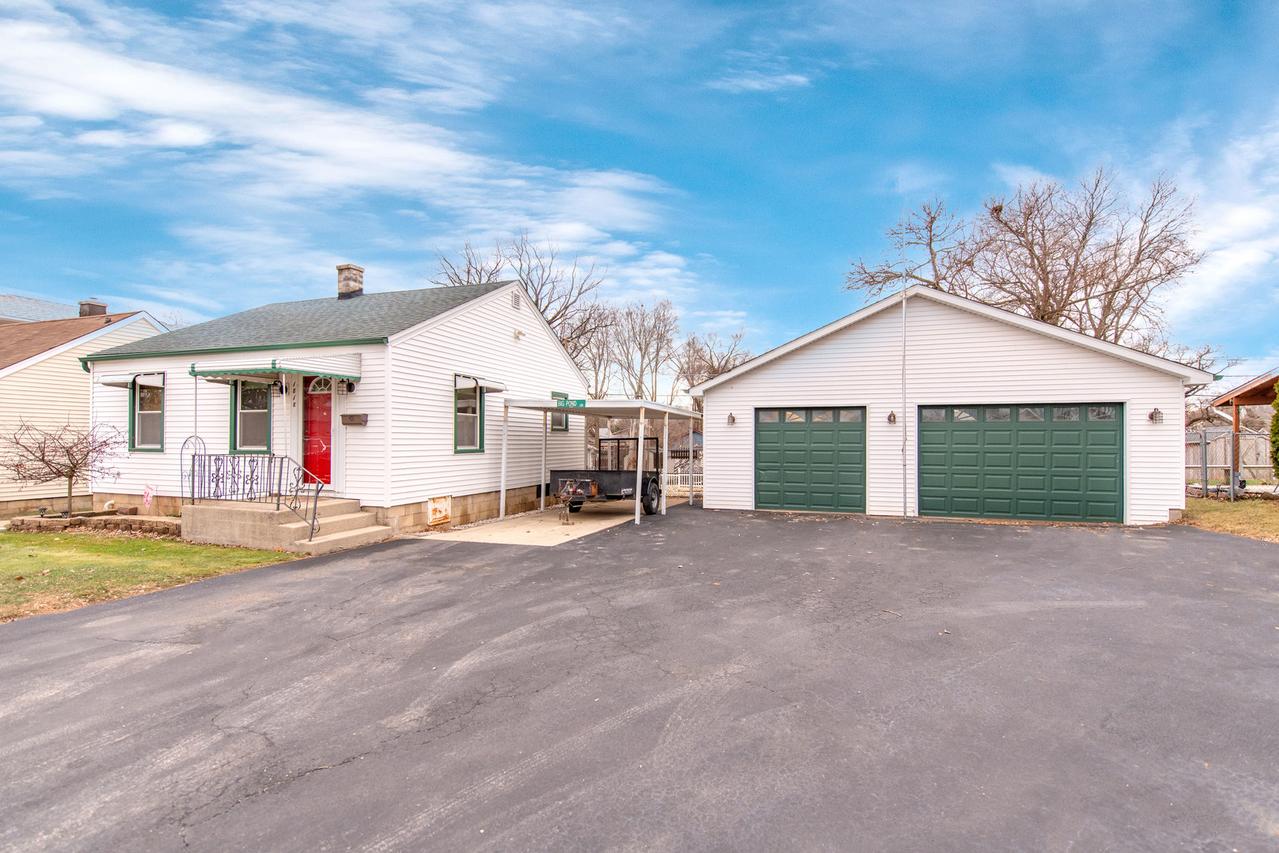 1818 E Washington St., Joliet, IL 60433