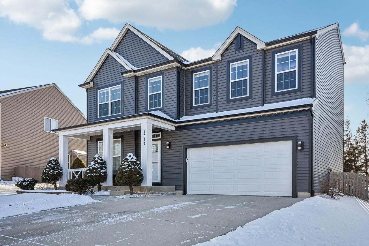 1017 Misty Brook Ln., Joliet, IL 60432