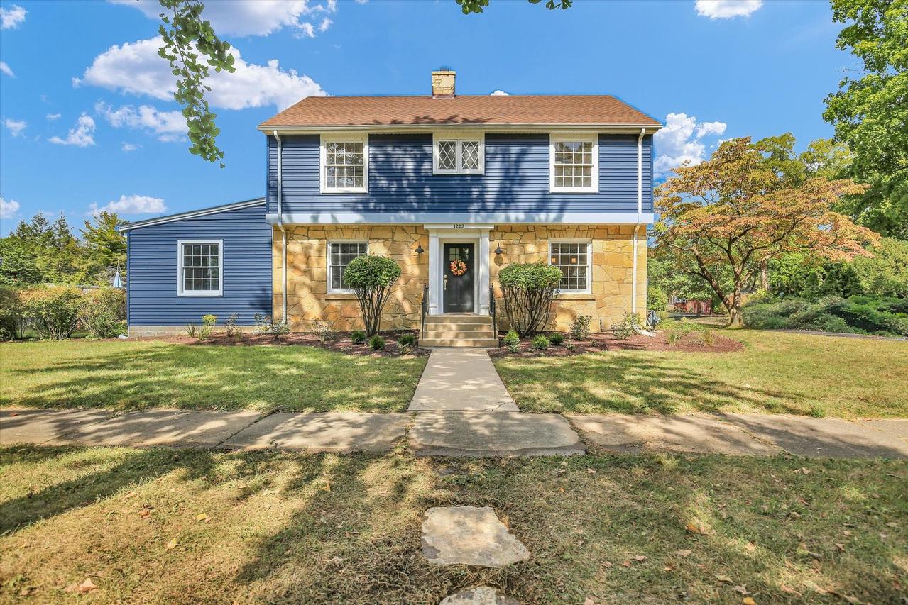 1212 W Healey St., Champaign, IL 61821