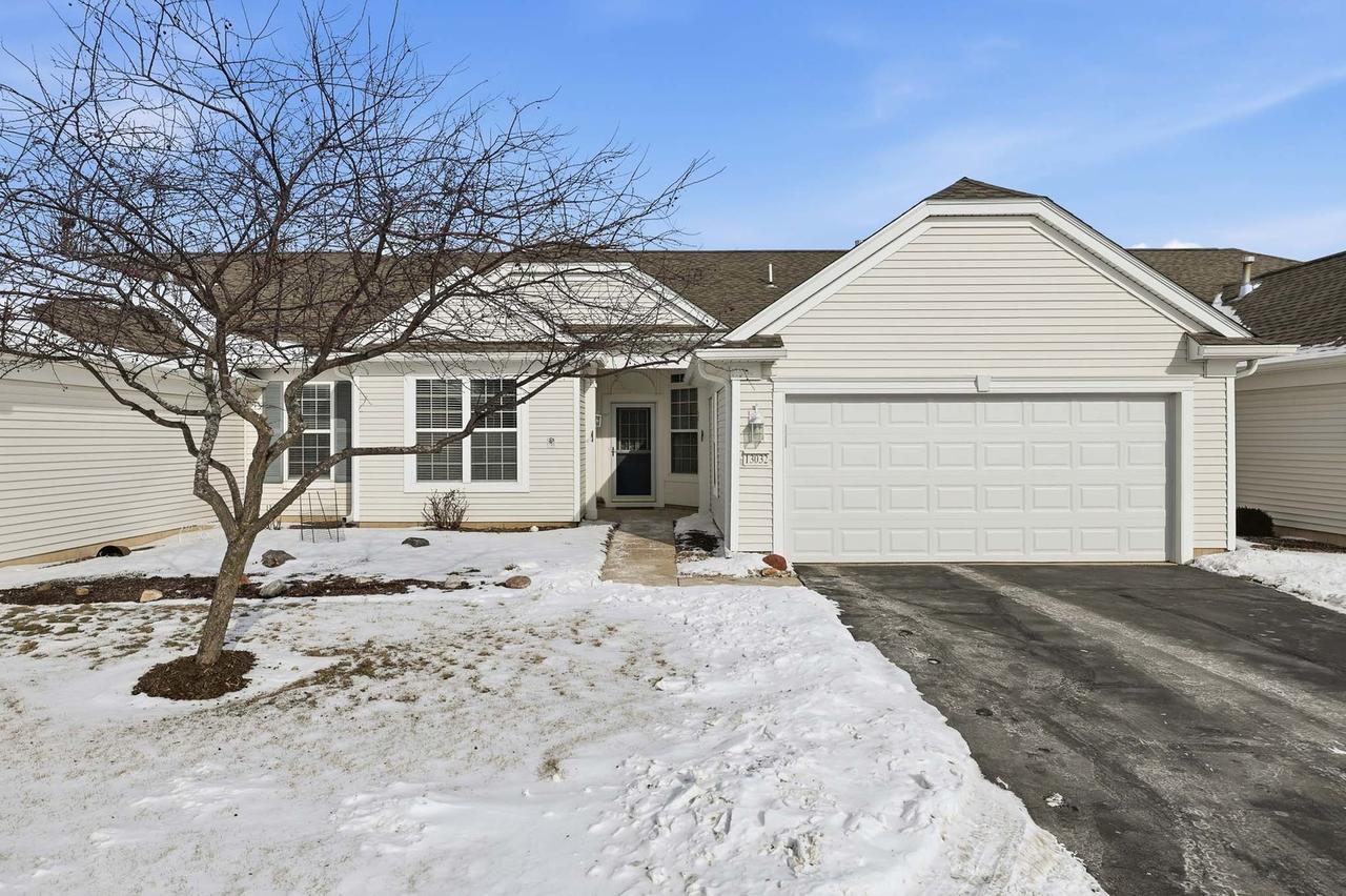 13032 Briargate Dr., Huntley, IL 60142