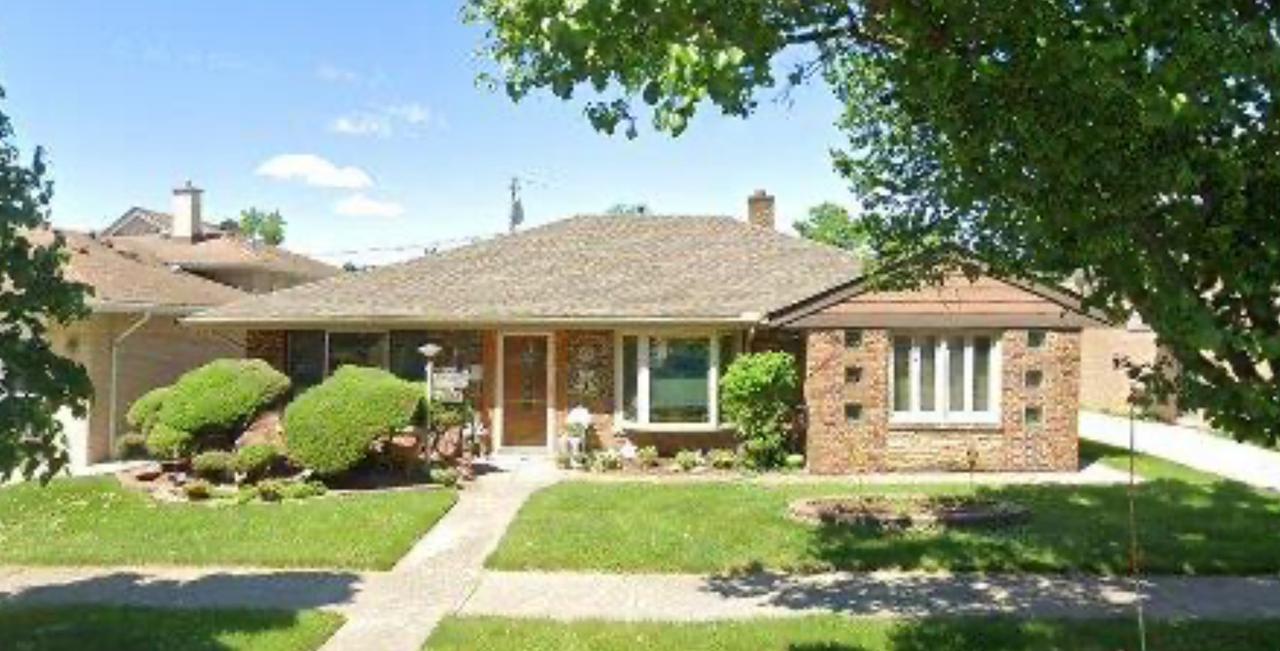 2334 S 10th Ave., North Riverside, IL 60546