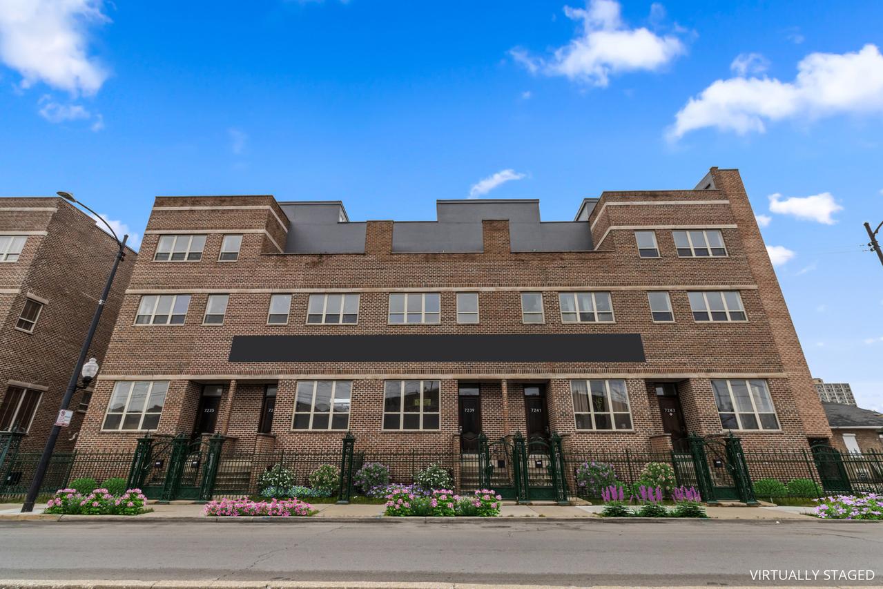 7235 S Exchange Ave., Chicago, IL 60649