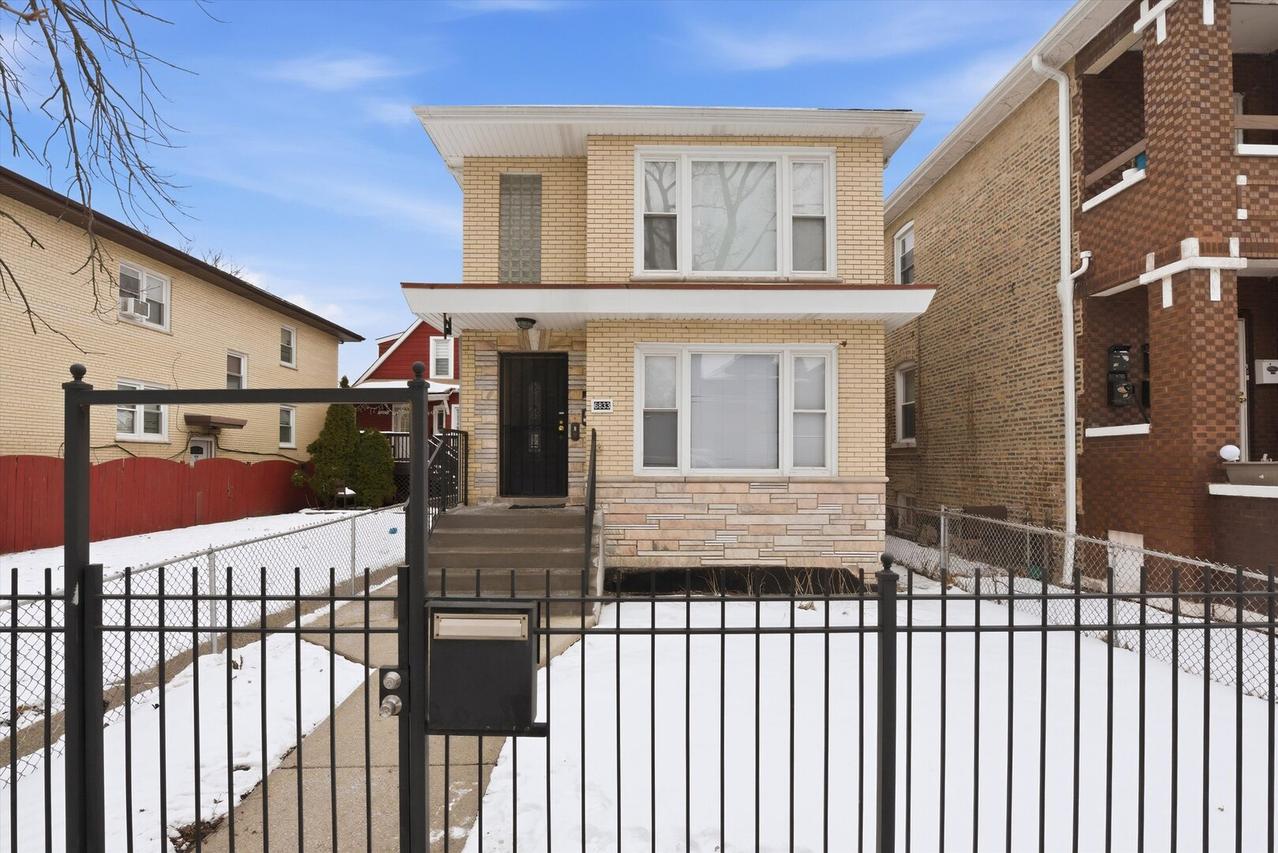 6833 S Maplewood Ave., Chicago, IL 60629