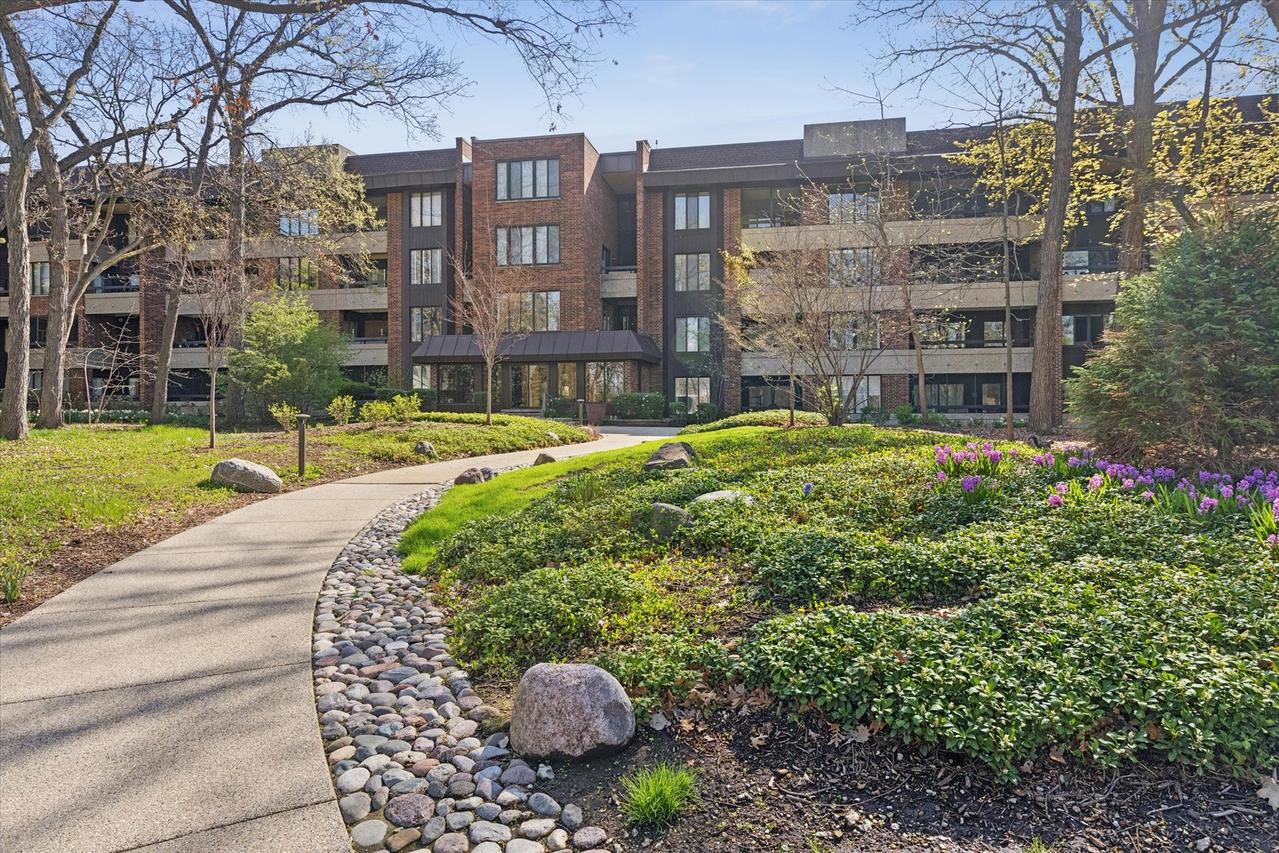 [Address Hidden by Seller], Hinsdale, IL 60521