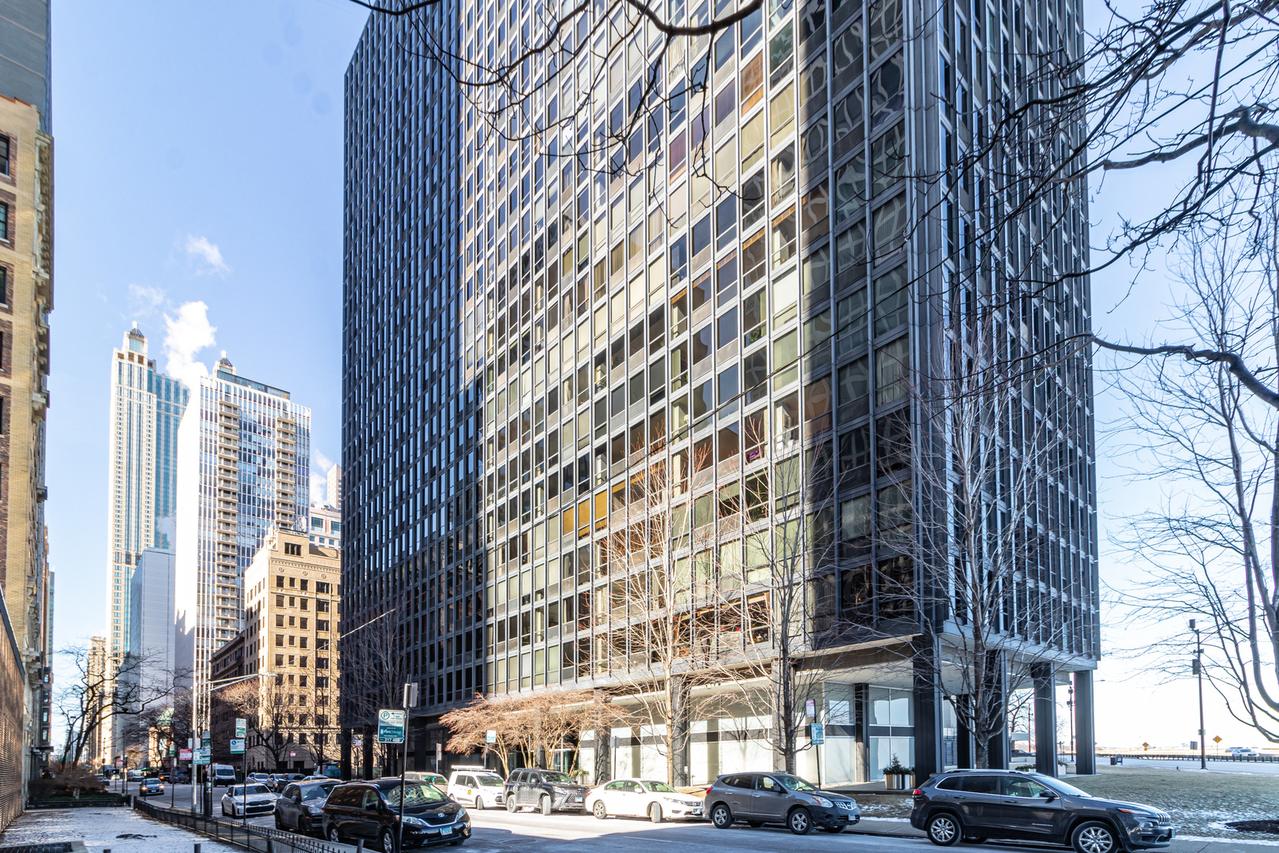 900 N Lake Shore Dr. #1608, Chicago, IL 60611