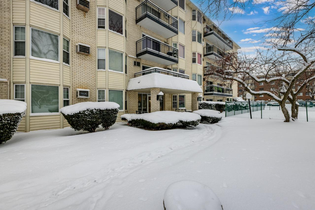 5510 Lincoln Ave. #101, Morton Grove, IL 60053