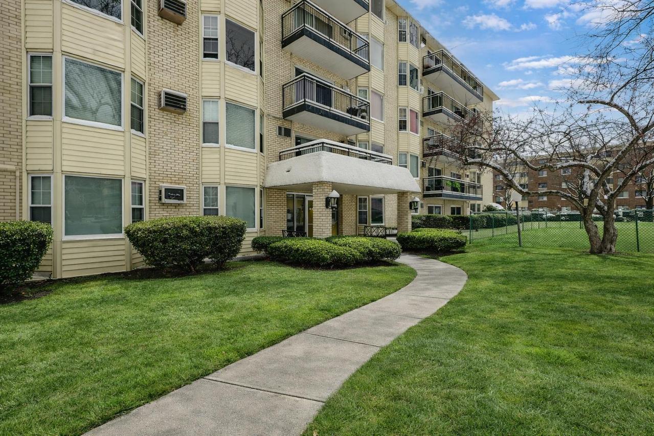5510 Lincoln Ave. #101, Morton Grove, IL 60053