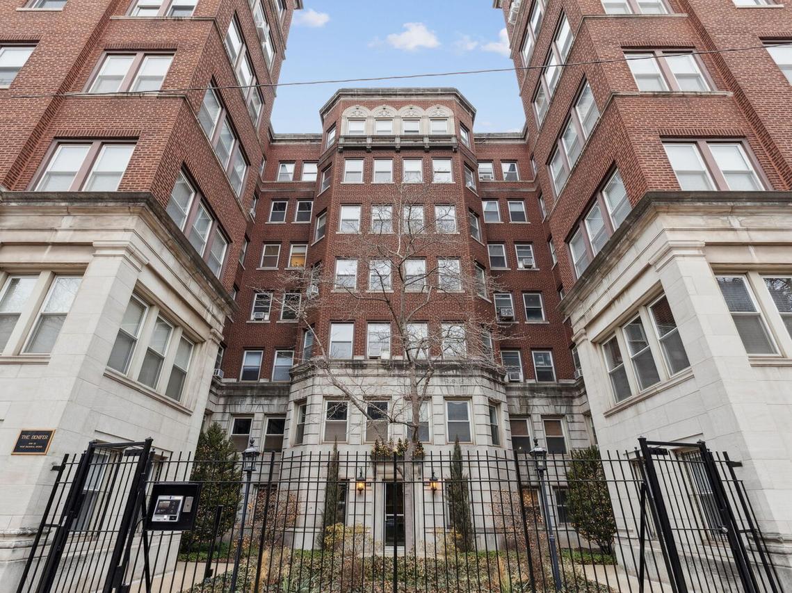 1040 W Balmoral Ave. #4B, Chicago, IL 60640