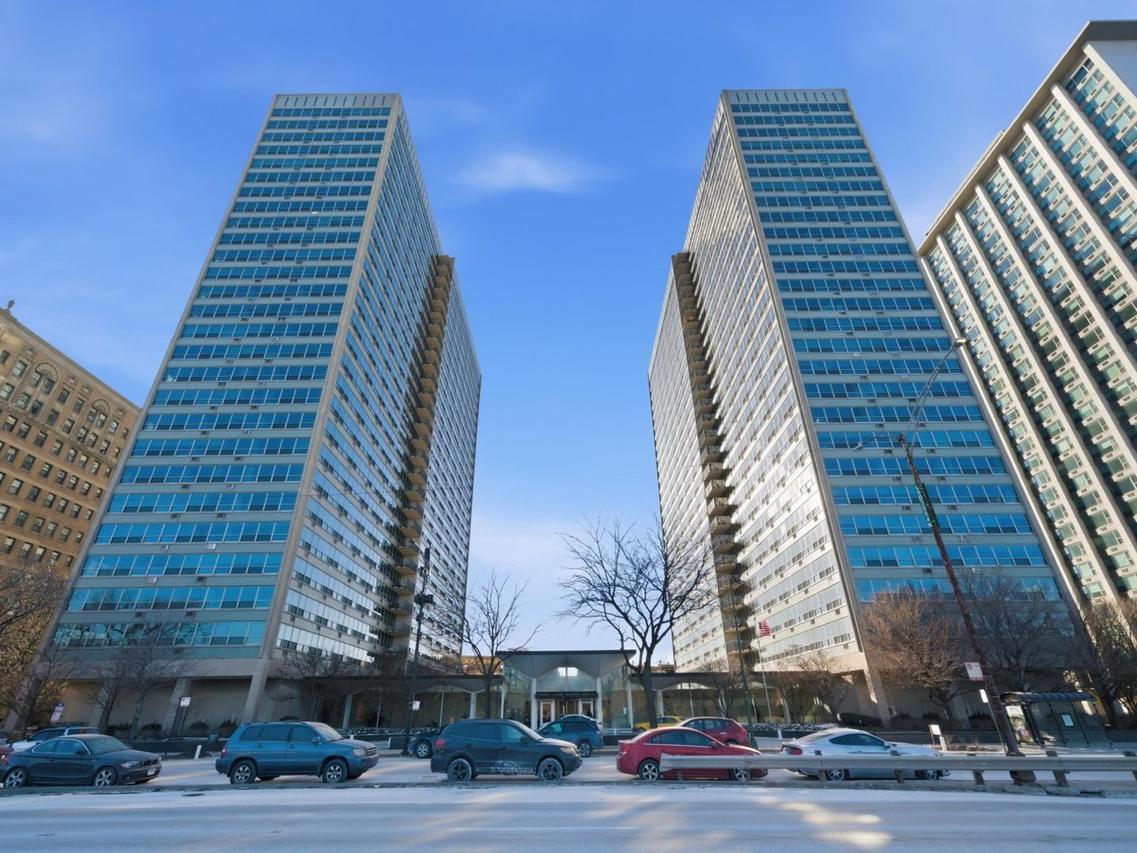 3550 N Lake Shore Dr. #908, Chicago, IL 60657