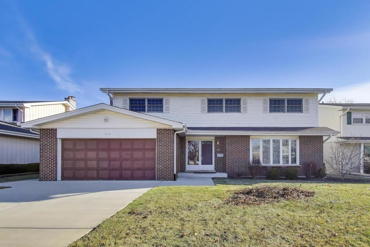 413 S Carol Ln., Mount Prospect, IL 60056