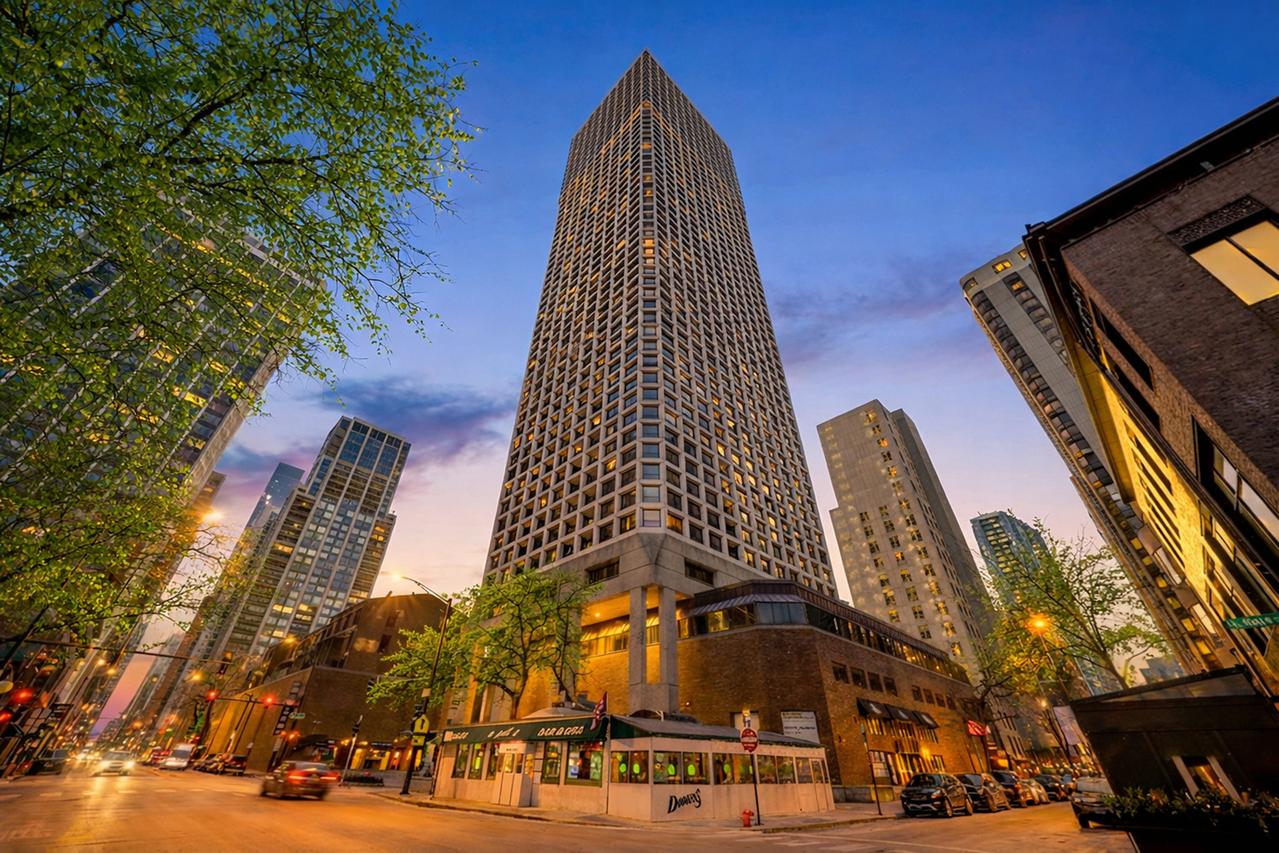 1030 N State St. #34B, Chicago, IL 60610