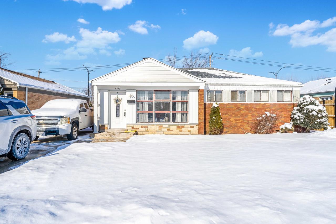 4536 W 79th Pl., Chicago, IL 60652