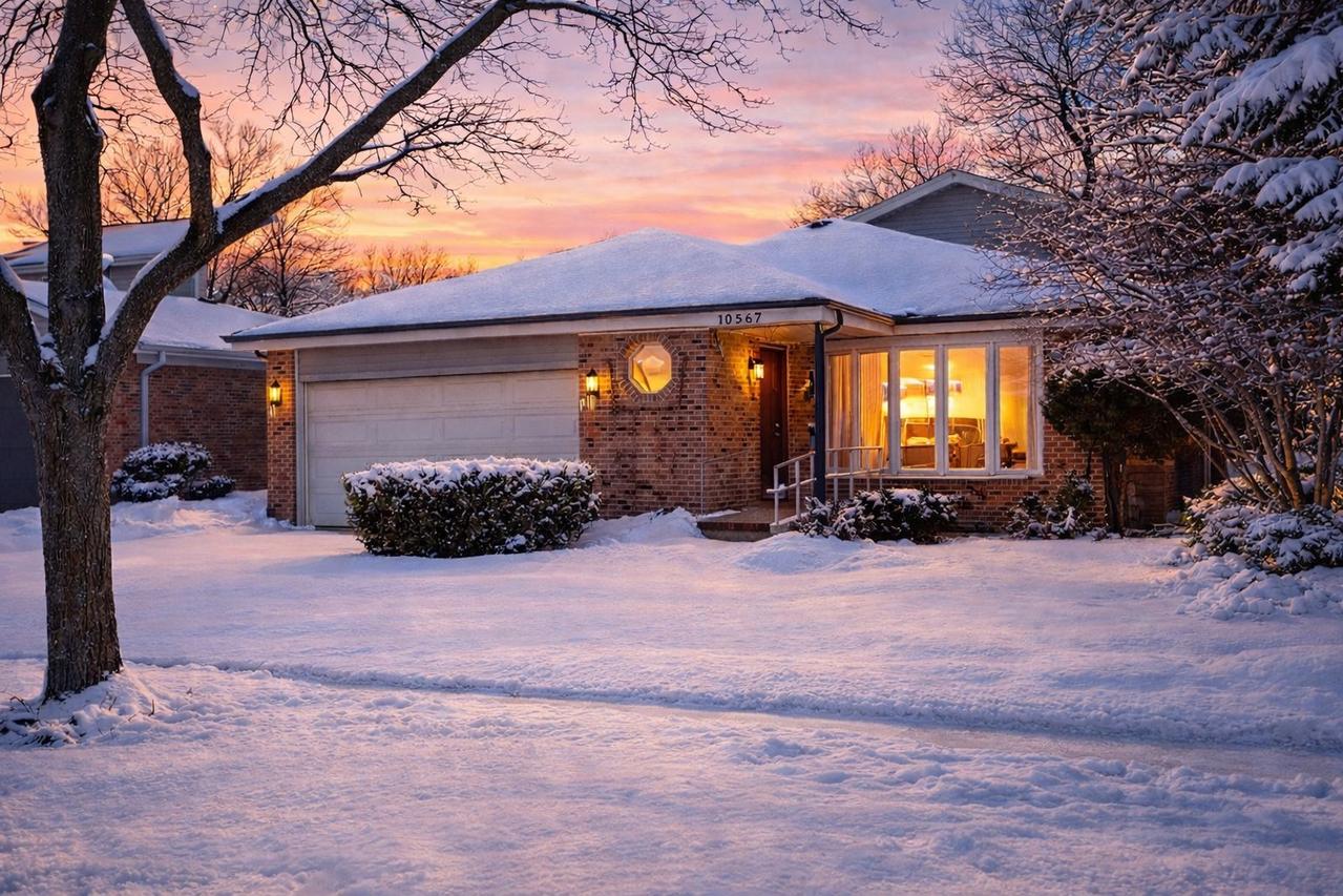 10567 Waterford Dr., Westchester, IL 60154