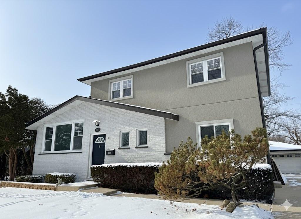 586 N 7th Ave., Des Plaines, IL 60016