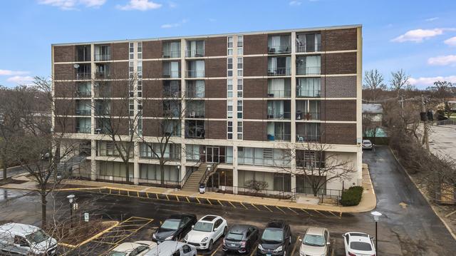 1043 S York Rd. #202, Bensenville, IL 60106